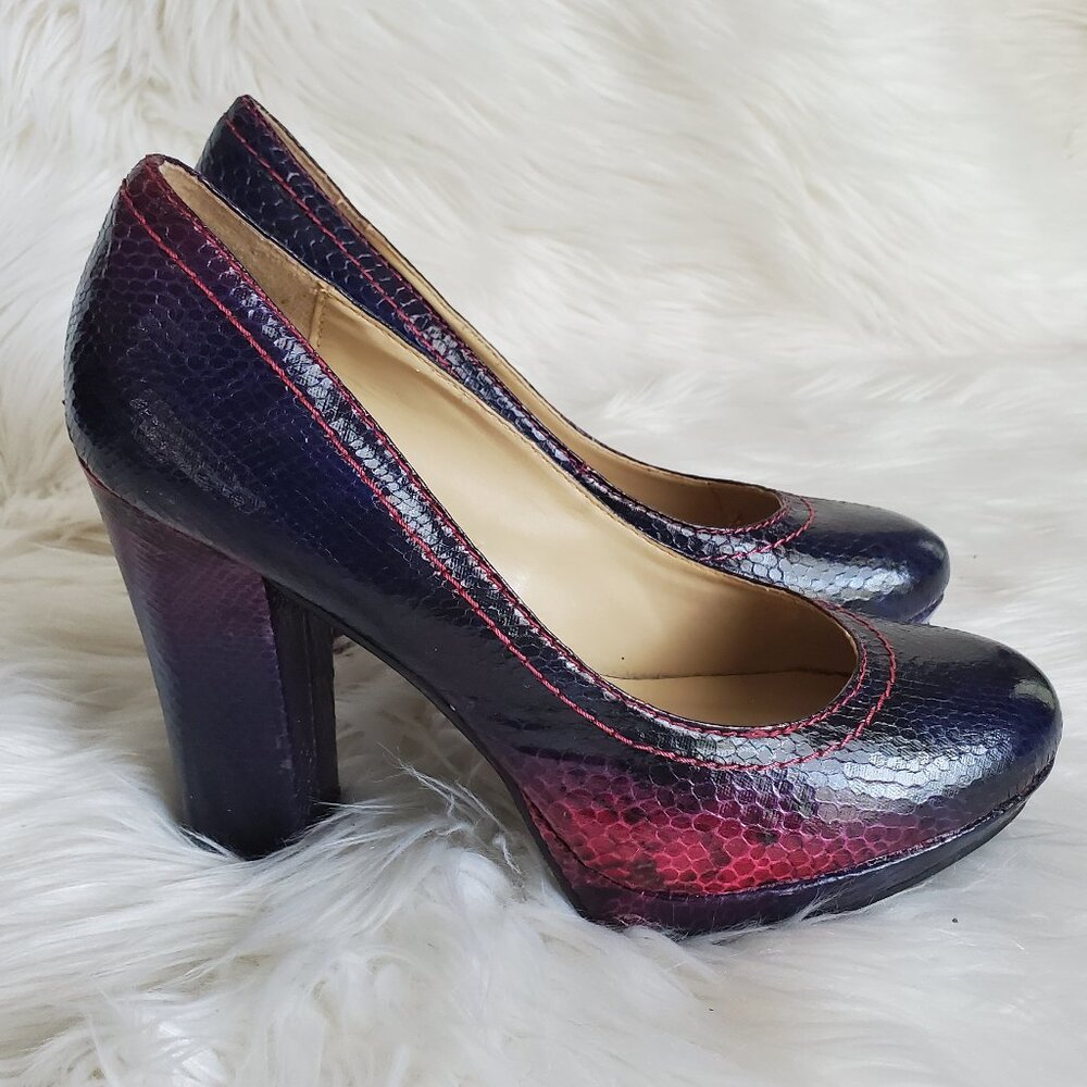 Kenneth Cole Reaction Purple Embossed Snakeskin Block High Heel Shoes SZ 8 - Picture 3 of 13